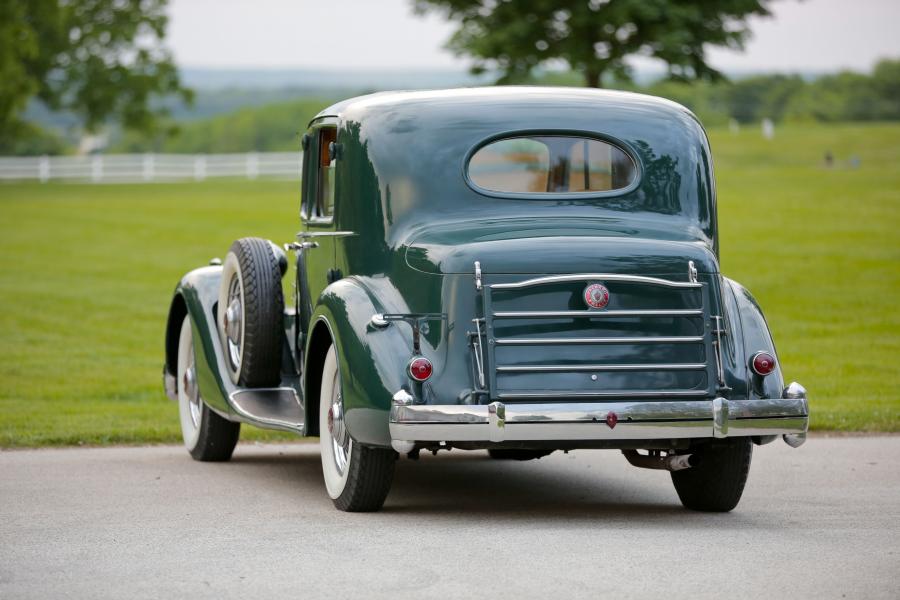  Packard Twelve Club Sedan 1936 года  (фото 33 из 39)